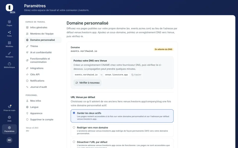 Le domaine passe « En attente du DNS » et l'enregistrement CNAME à créer chez votre fournisseur DNS s'affiche. Copiez la cible et ajoutez-la en CNAME sur votre sous-domaine.